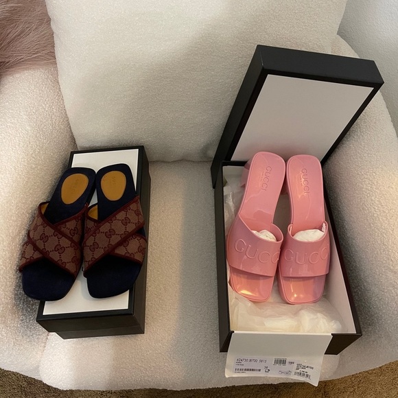 Gucci sandals! - Picture 1 of 2